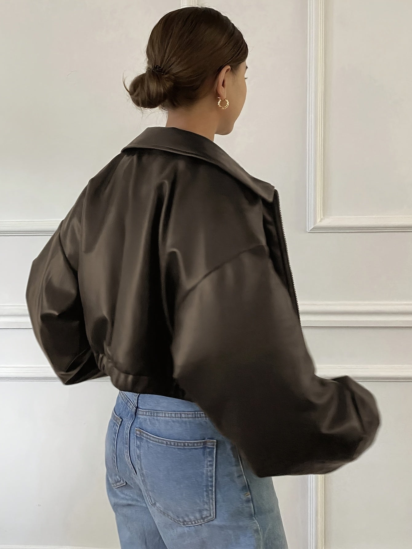 Women's Cropped Faux Leather Jacket