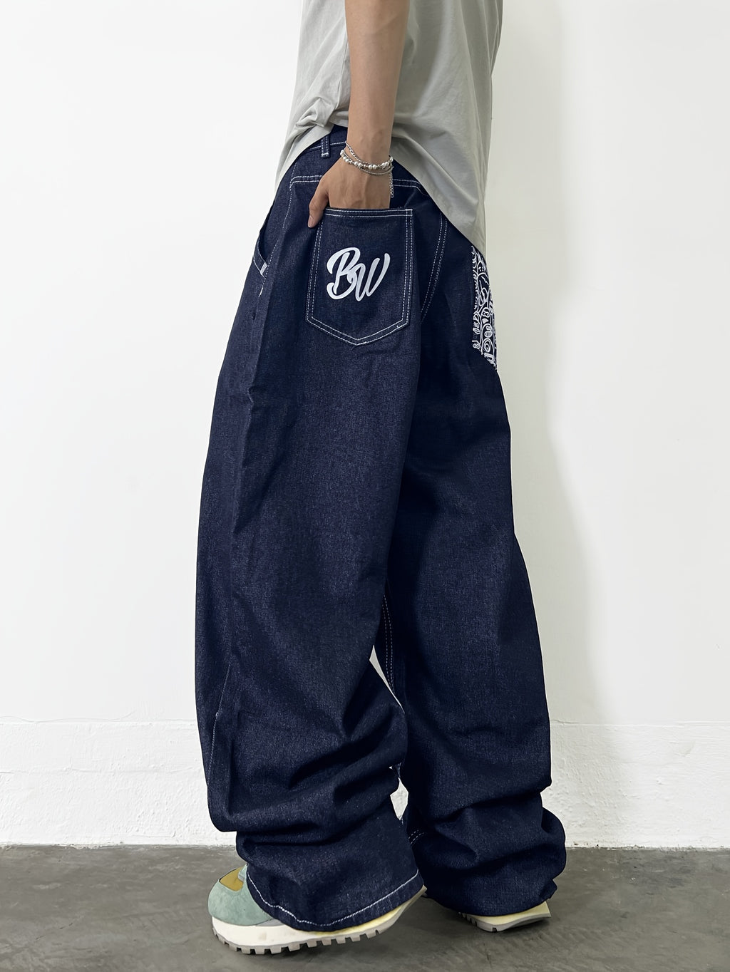 Men's Oversized Wide-Leg Jeans