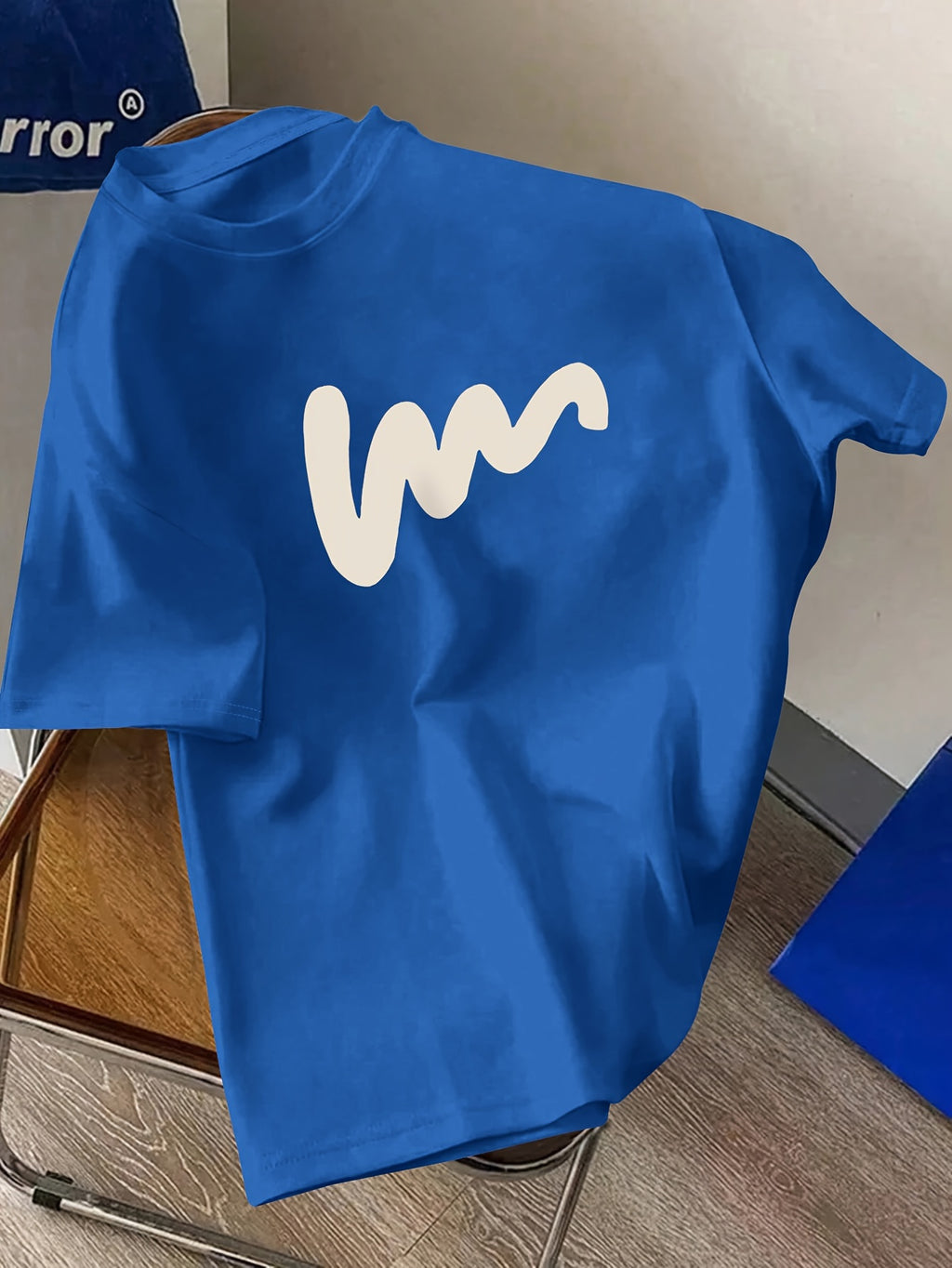 Wave Graphic T-Shirt