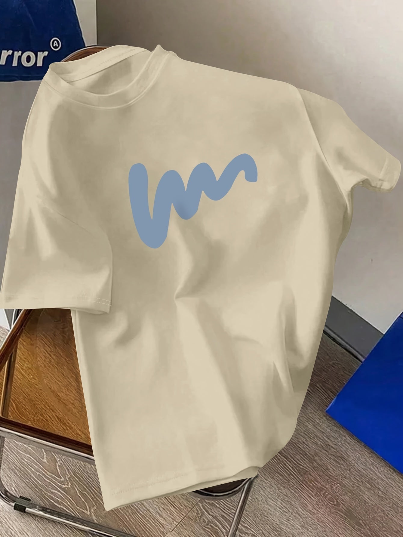 Wave Graphic T-Shirt