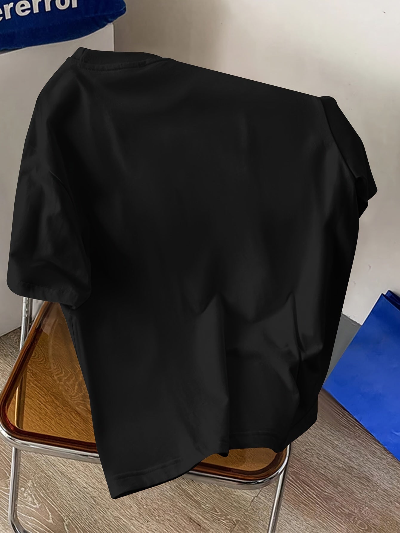 Wave Graphic T-Shirt