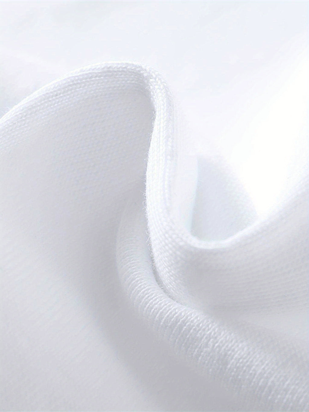 Street Style MNDKVA Tee