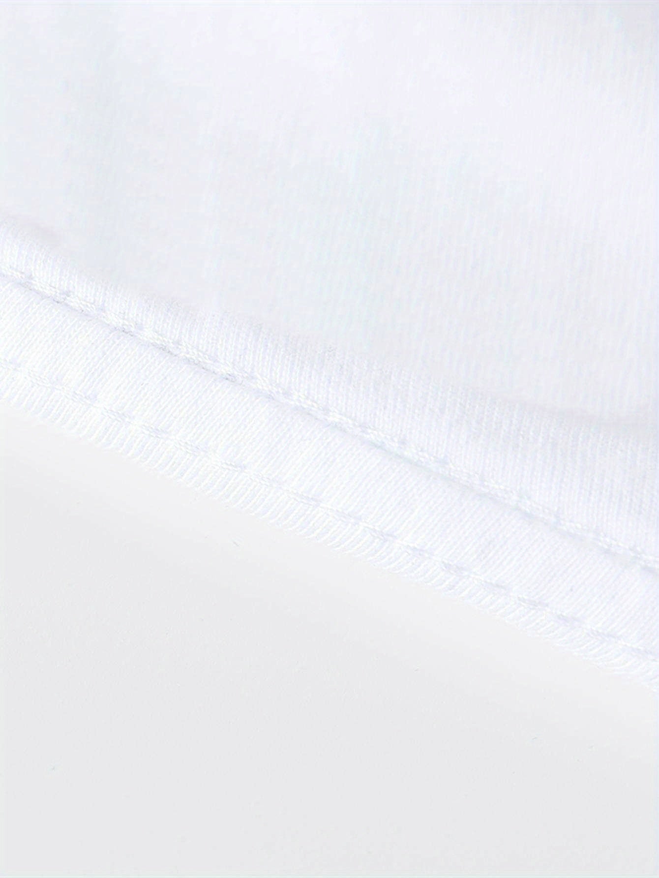 Street Style MNDKVA Tee