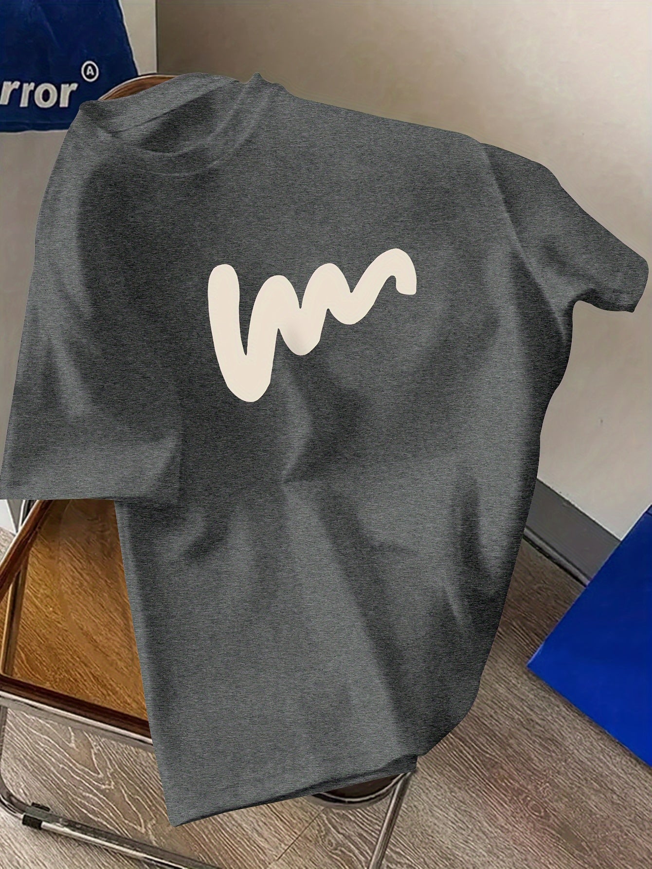 Wave Graphic T-Shirt