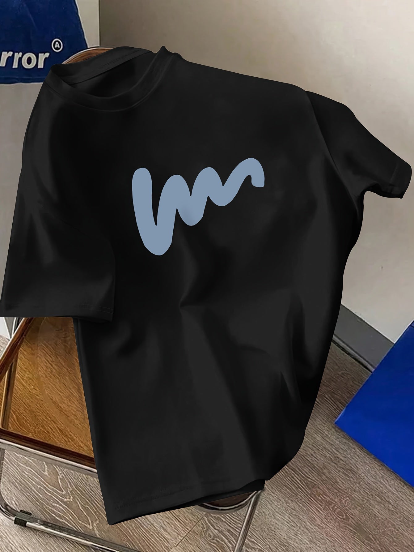 Wave Graphic T-Shirt