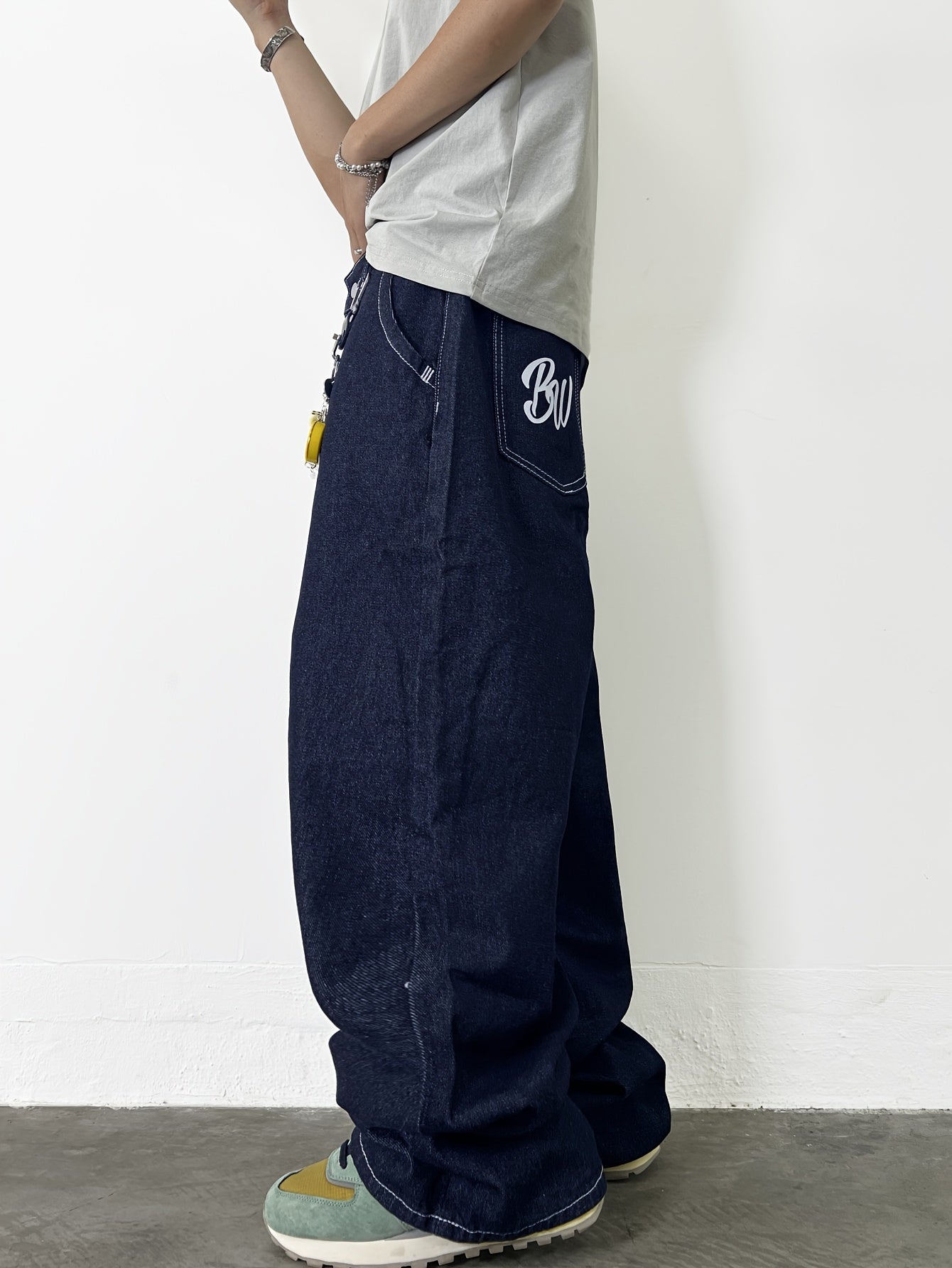 Men's Oversized Wide-Leg Jeans